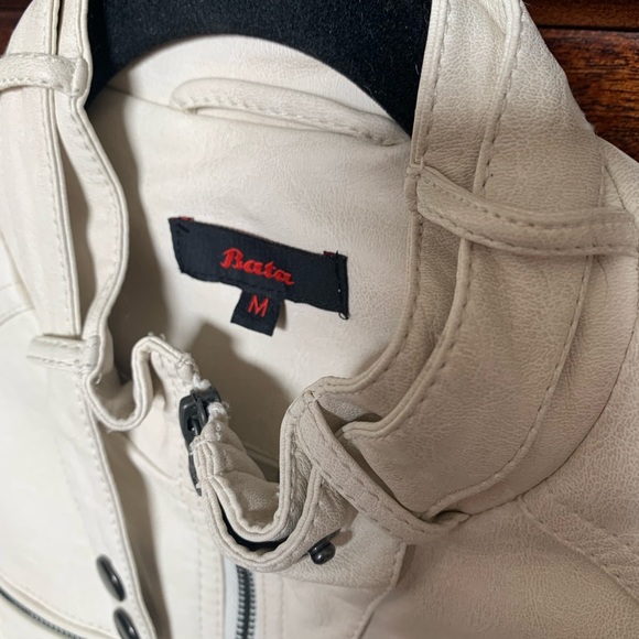 Women's Gorgeous Leather Jacket, purchased in Italy**** - Picture 5 of 15